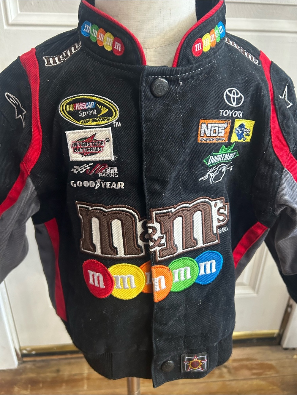 M&M'S Kyle Bush Kids Racing Jacket with Red and Multicolor Logos Size 3T - Picture 7 of 8